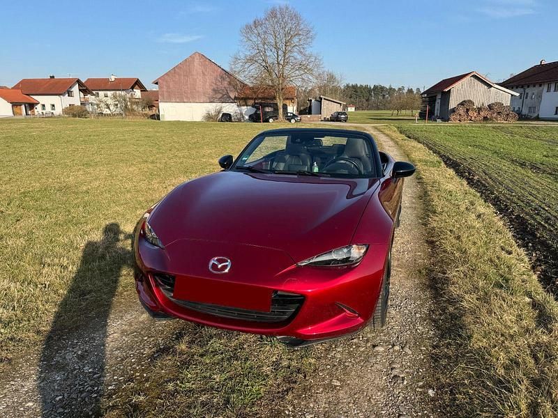 Gebraucht Mazda MX5 Selection 132 PS (97 kW) 2019 Rot Cabrio