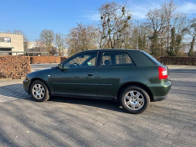 Gebraucht Audi A3 Attraction 101 PS (74 kW) 2002 Grün Kleinwagen