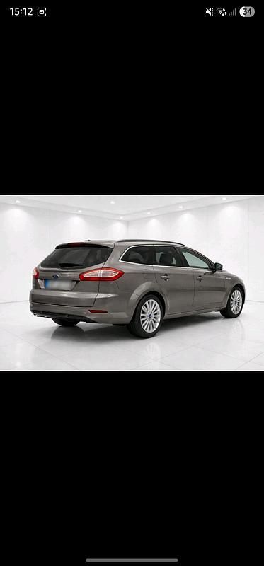 Gebraucht Ford Mondeo 140 PS (102 kW) 2013 Braun Kombi
