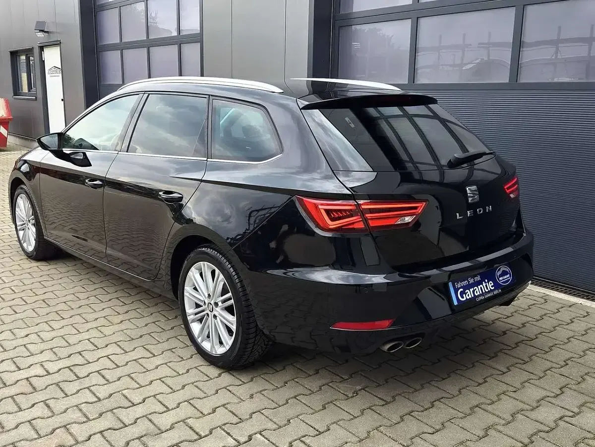 Gebraucht Seat Leon XCELLENCE 131 PS (96 kW) 2019 Mitternachtsschwarz Kombi