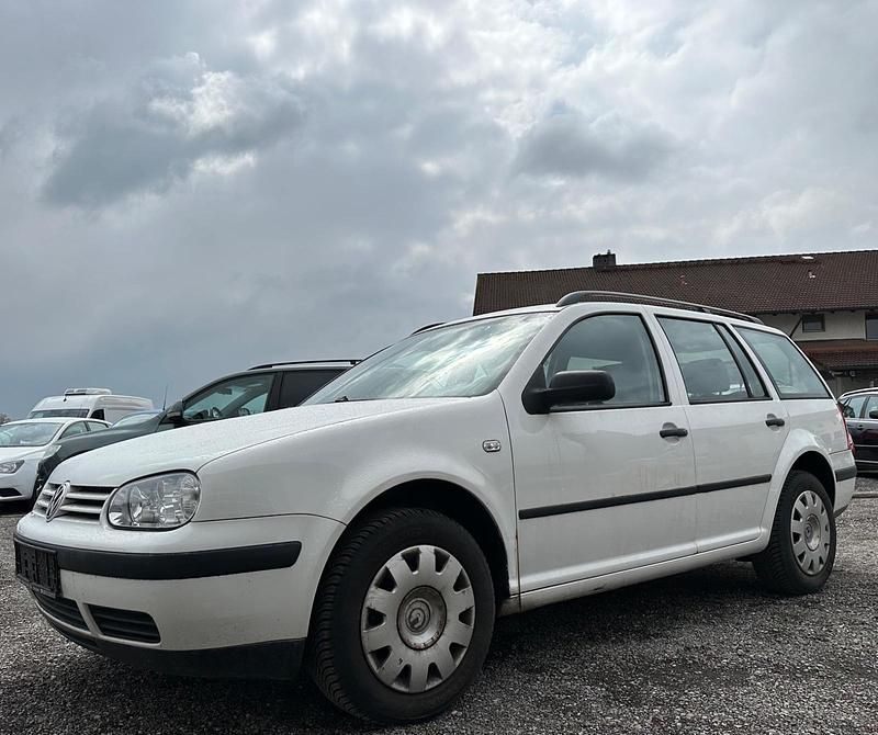 Gebraucht VW Golf IV 75 PS (55 kW) 2003 Weiß Kombi