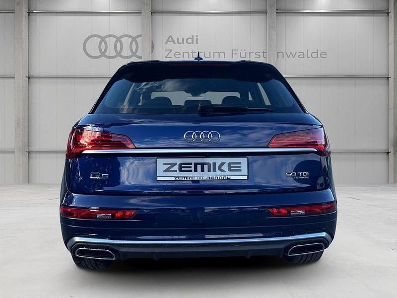 Second-hand Audi Q5 S-Line 286 CP (210 kW) 2021 Albastru SUV