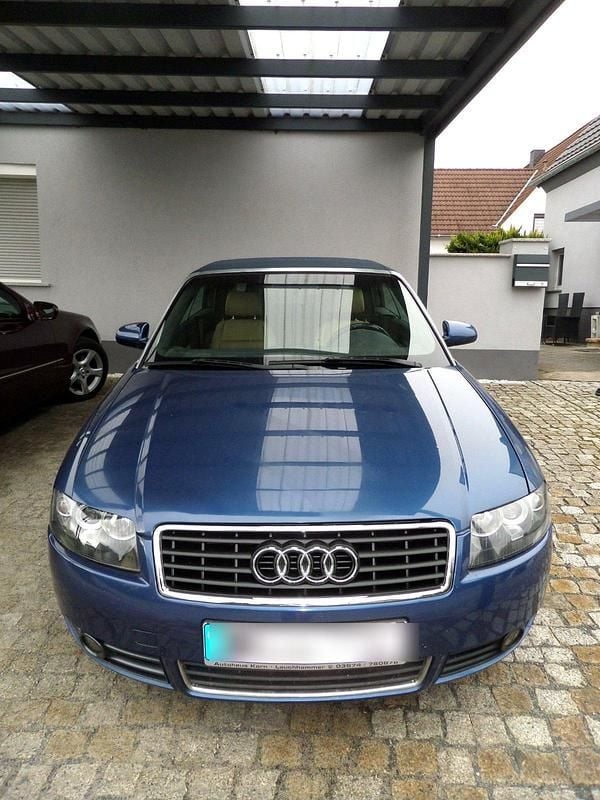 Blau Gebraucht 2003 Audi A4 Cabriolet Cabrio | 2.000 € (Superpreis) - Bild 1/4