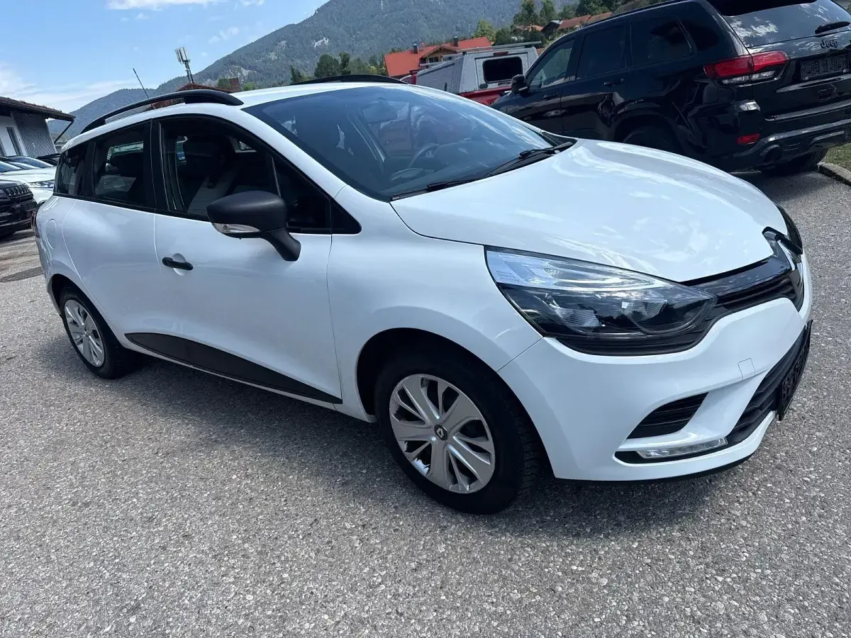 Gebraucht Renault Clio GrandTour Life 73 PS (53 kW) 2018 Weiß Kombi