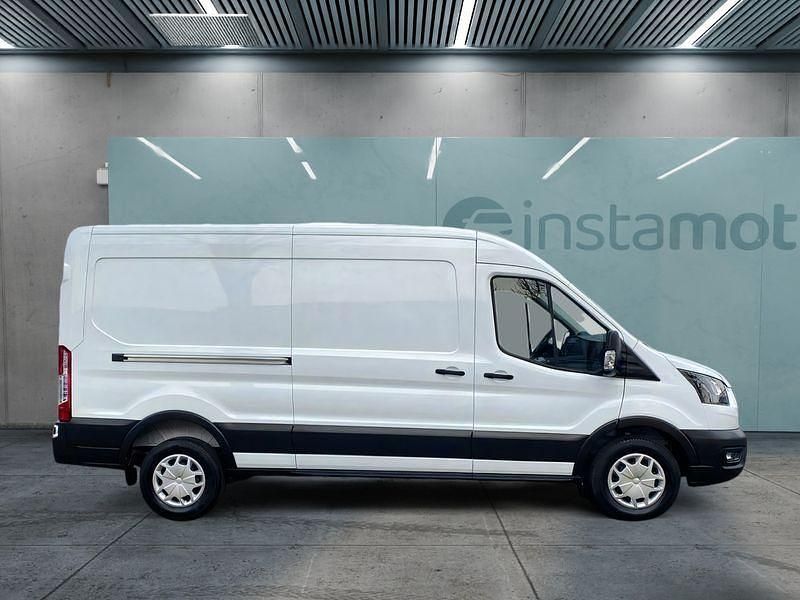 Gebraucht Ford Transit 131 PS (96 kW) 2022 Weiß Pickup