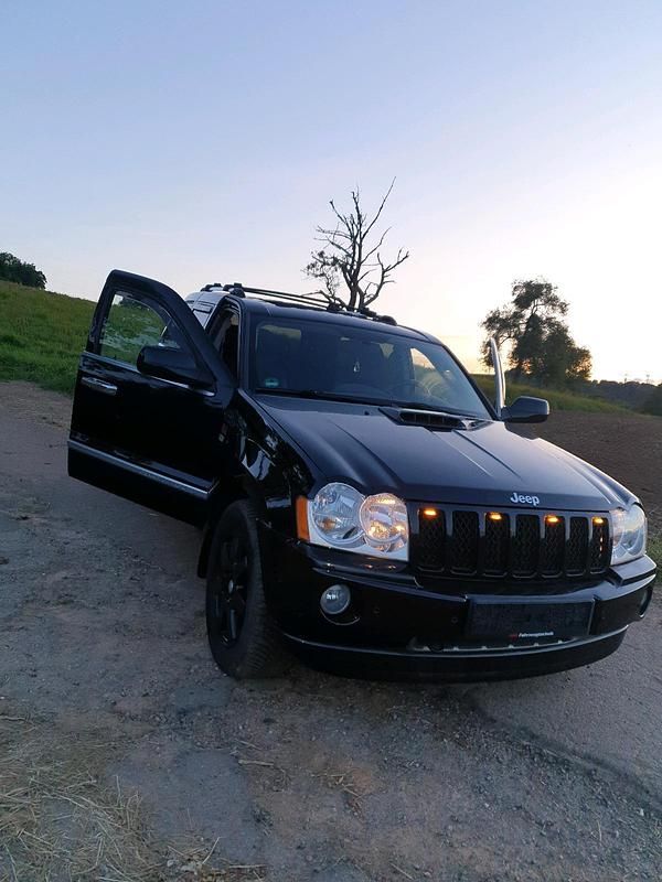Schwarz Gebraucht 2007 Jeep Grand Cherokee SUV | 9.000 € (Fairer Preis) - Bild 1/4