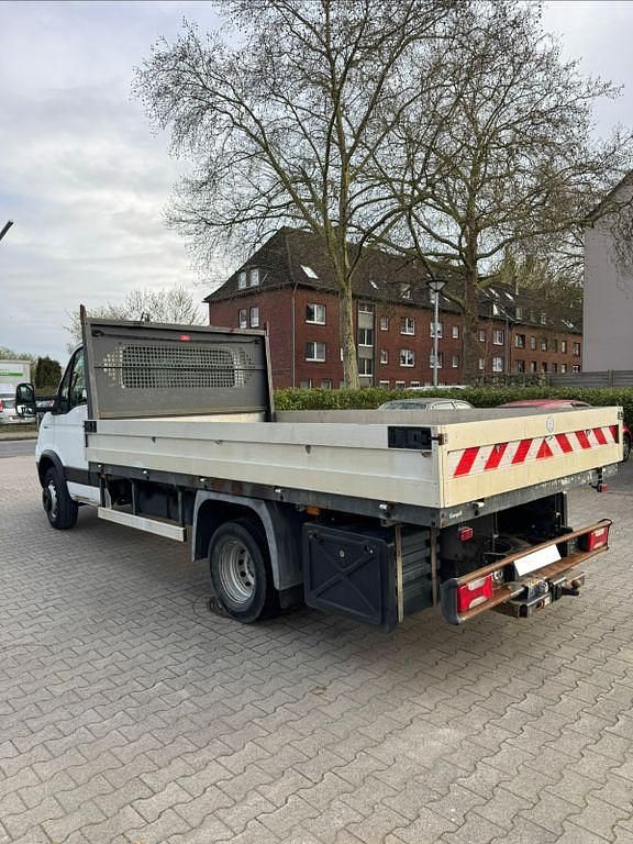 Gebraucht Iveco Daily 170 PS (125 kW) 2011 Weiß Limousine