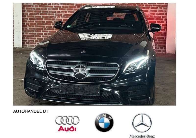 Obsidianschwarz metalliclack Gebraucht 2019 Mercedes E400 AMG Kombi | 36.400 € (Guter Preis) - Bild 1/4