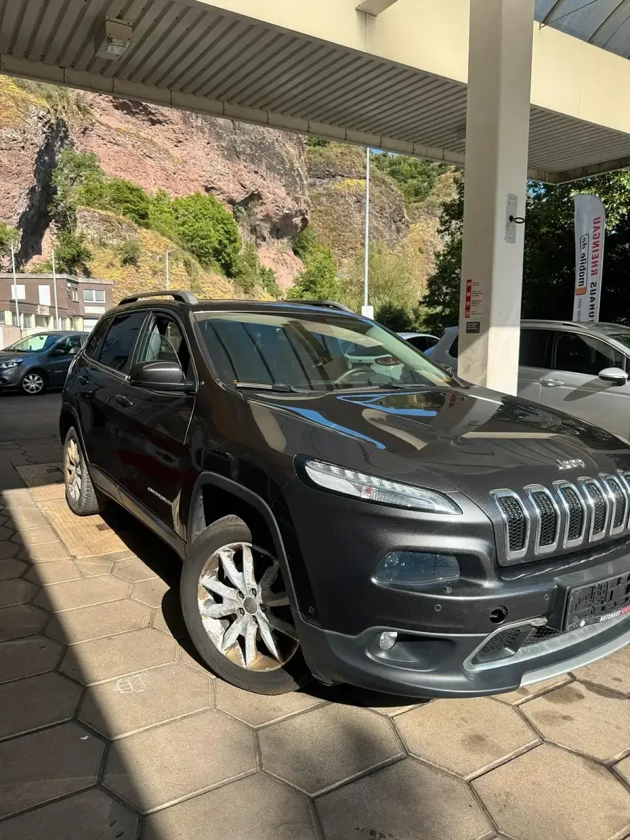 Gebraucht Jeep Cherokee 200 PS (147 kW) 2015 Grau SUV