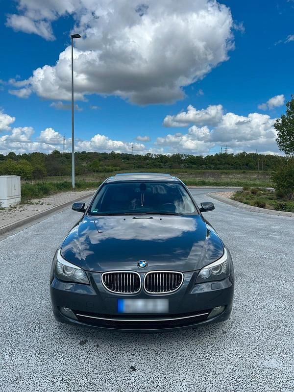 Second-hand BMW 525 197 CP (144 kW) 2008 Gri Berlinǎ