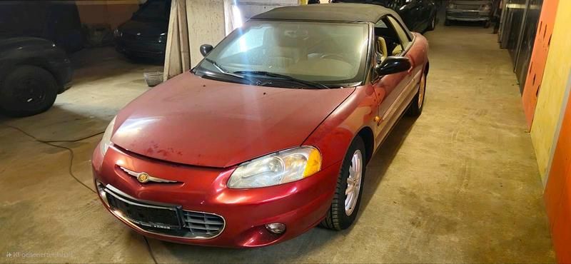 Gebraucht Chrysler Sebring Cabriolet 141 PS (103 kW) 2002 Rot Cabrio