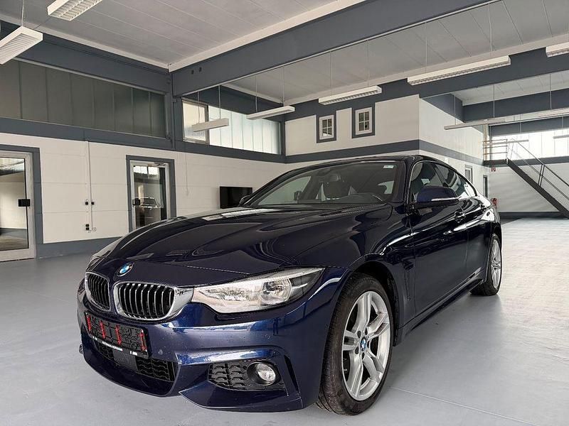 Blau Gebraucht 2018 BMW 440 M Sport Coupé | 29.900 € (Fairer Preis) - Bild 1/4