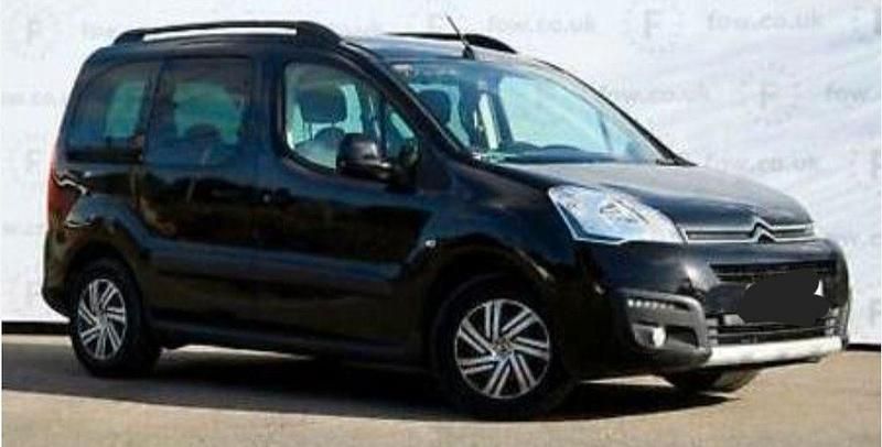 Schwarz Gebraucht 2014 Citroën Berlingo Attraction Van / Kleinbus | 8.500 € (Fairer Preis) - Bild 1/4