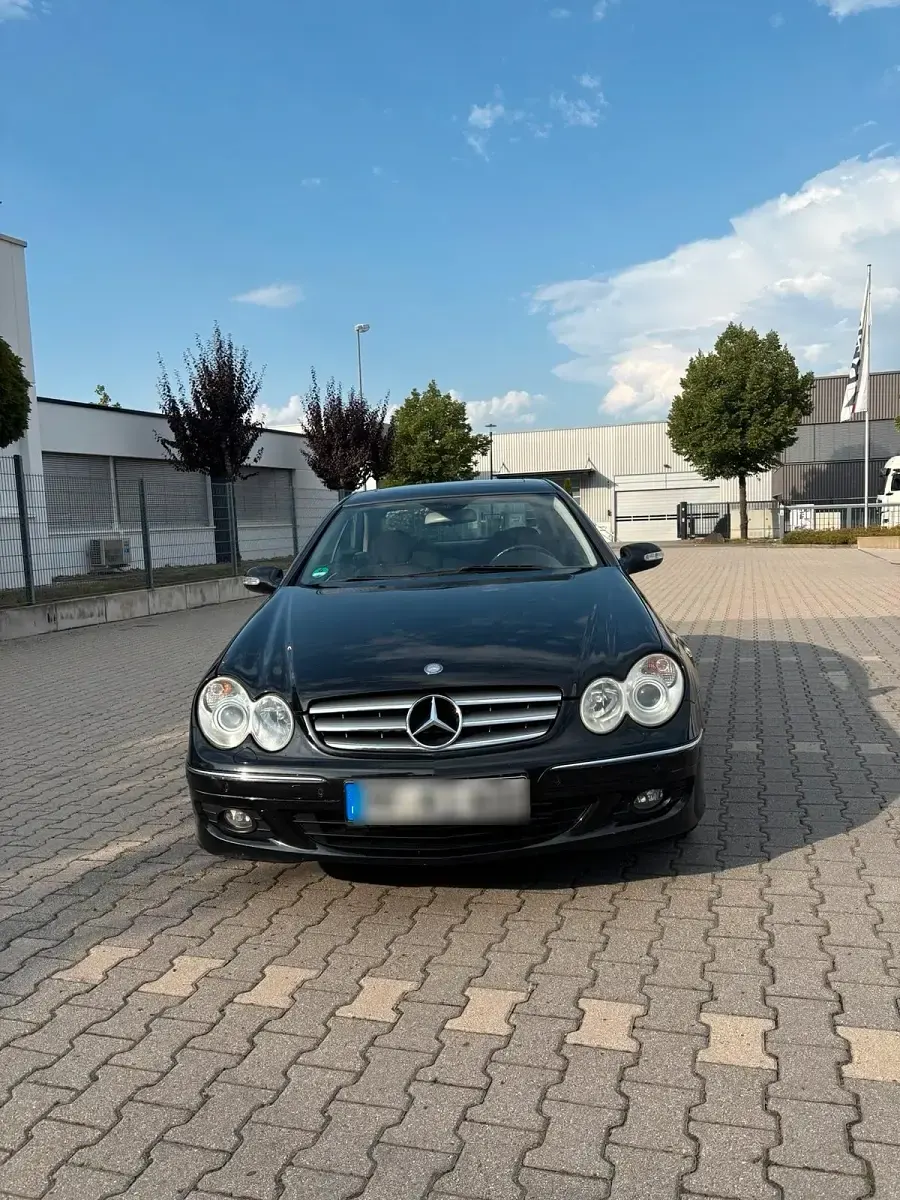 Gebraucht Mercedes CLK220 150 PS (110 kW) 2006 Schwarz Coupé