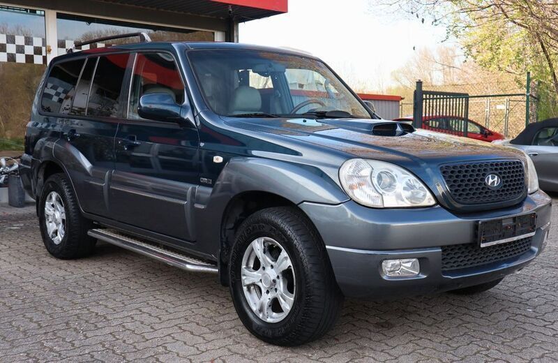 Blau Gebraucht 2006 Hyundai Terracan SUV | 3.999 € (Fairer Preis) - Bild 1/4