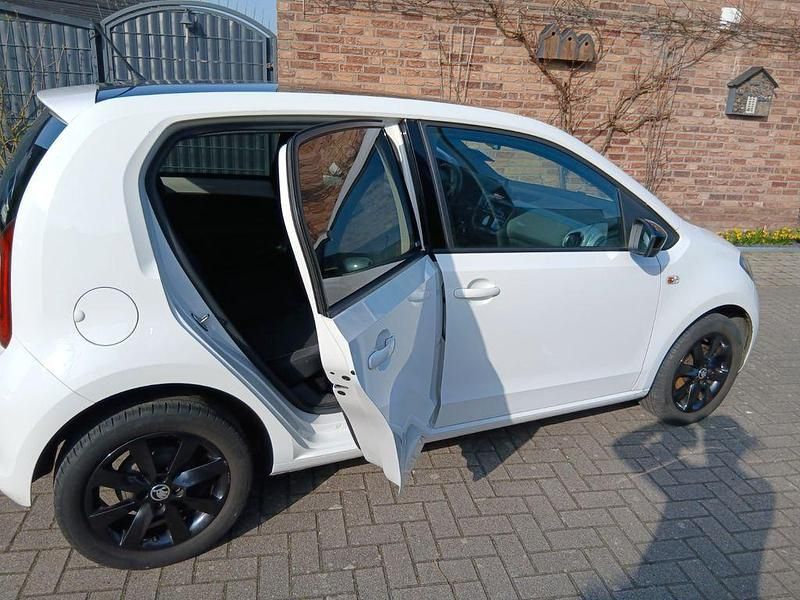 Gebraucht Skoda Citigo Active 75 PS (55 kW) 2019 Schwarz Kleinwagen