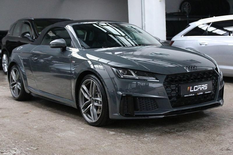 Gebraucht Audi TT Roadster S-Line 245 PS (180 kW) 2019 Nanograu Cabrio