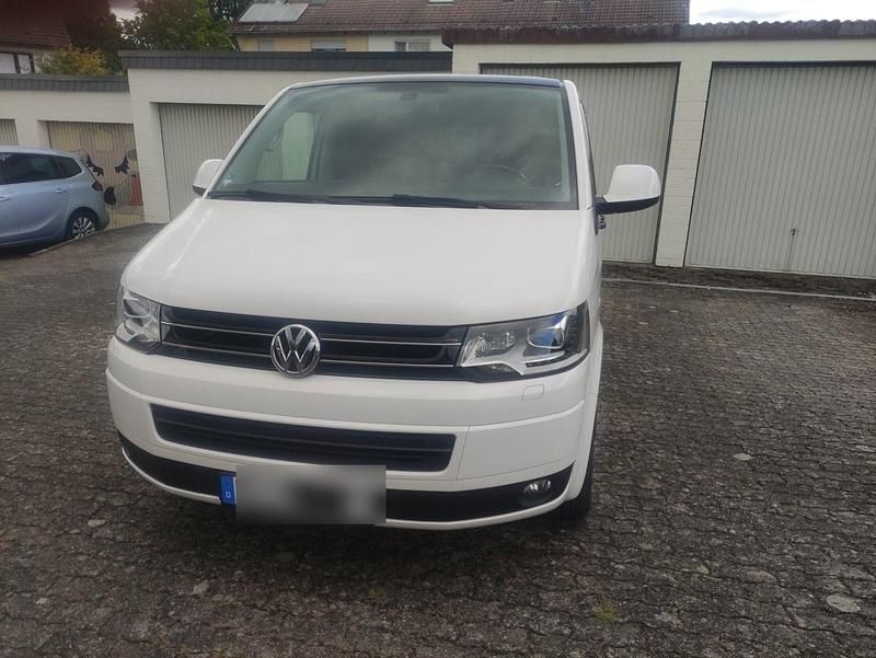 Weiß Gebraucht 2014 VW T5 Van | 22.900 € (Teuer) - Bild 1/4
