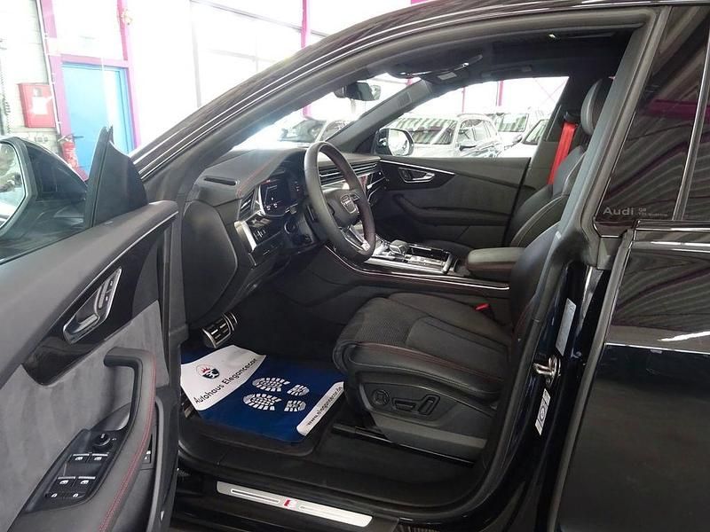 Gebraucht Audi Q8 S-Line 286 PS (210 kW) 2024 Schwarz SUV