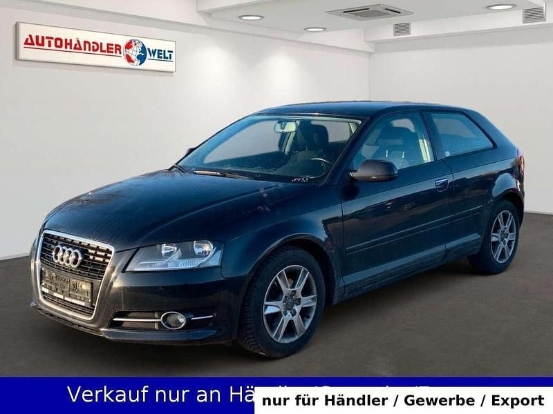 Schwarz Gebraucht 2012 Audi A3 Attraction Limousine | 5.999 € (Superpreis) - Bild 1/3