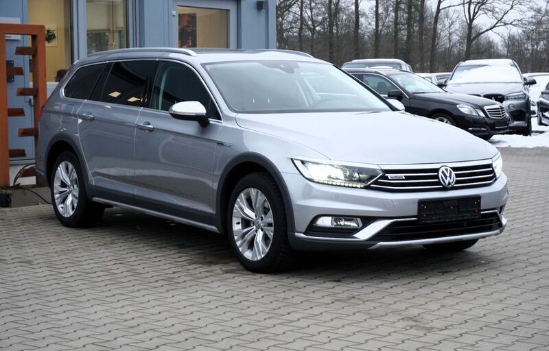 Gebraucht VW Passat Alltrack 239 PS (175 kW) 2019 Silber Kombi