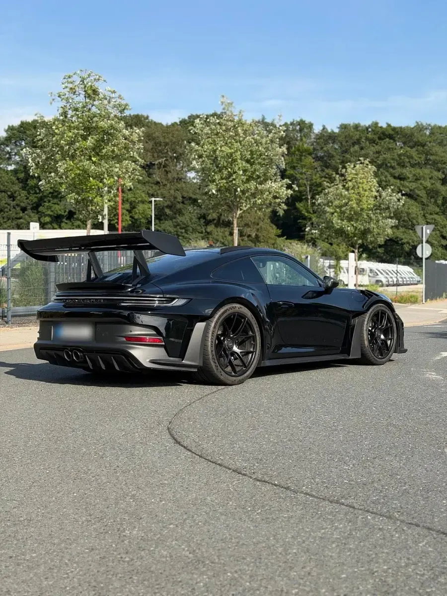 Gebraucht Porsche 992 525 PS (386 kW) 2025 Schwarz Coupé