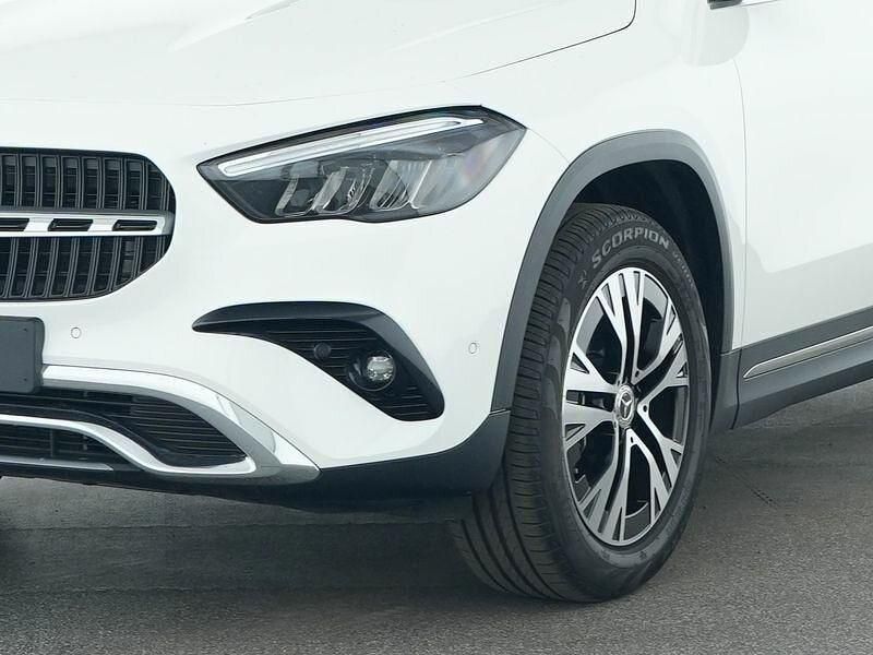 Gebraucht Mercedes GLA200 Advanced Plus 164 PS (120 kW) 2025 Weiß SUV