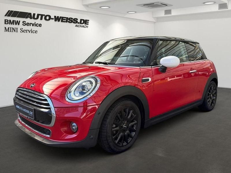 Gebraucht Mini Cooper Pepper 136 PS (100 kW) 2020 Solar) red (rot Kleinwagen