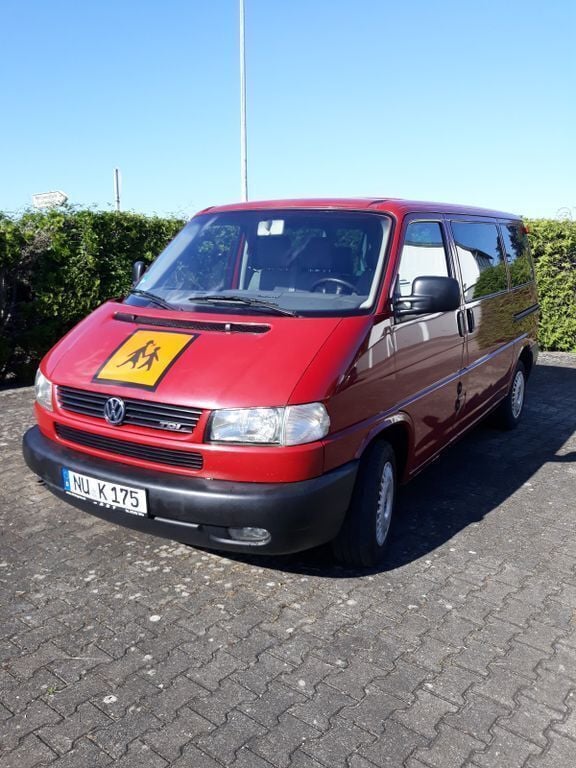 Rot Gebraucht 2003 VW T4 Van | 6.300 € (Guter Preis) - Bild 1/4