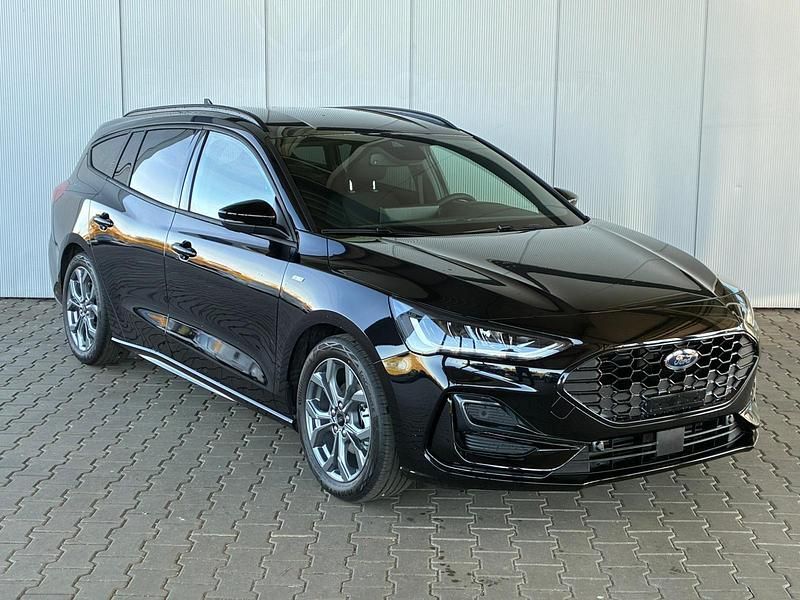 Neu Ford Focus ST-Line X 2025 Agate black