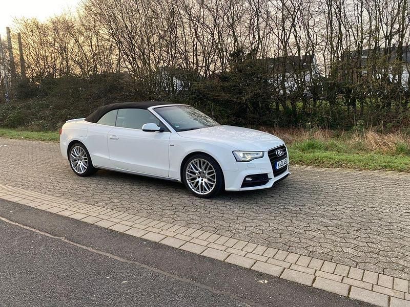 Gebraucht Audi A5 Cabriolet Ambiente 190 PS (139 kW) 2016 Weiß Cabrio