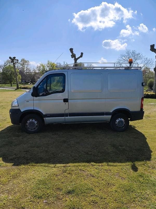 Second-hand Opel Movano 2006 Gri