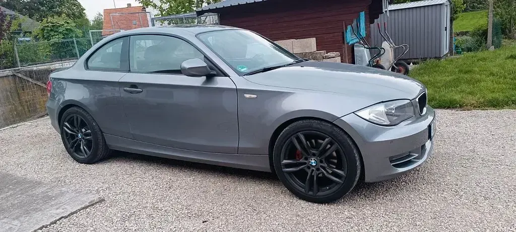 Gebraucht BMW 1M 177 PS (130 kW) 2010 Beige Coupé