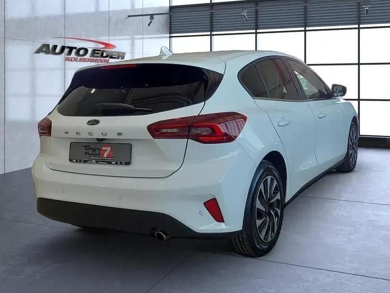 Używany Ford Focus Titanium 125 KM (91 kW) 2024 Biały Sedan/Limuzyna