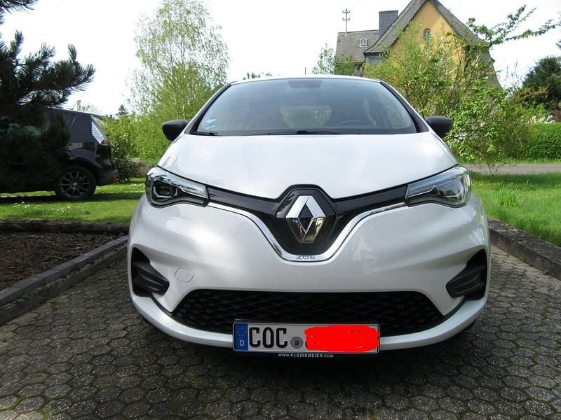Weiß Gebraucht 2021 Renault Zoe Life Kleinwagen | 10.700 € (Superpreis) - Bild 1/4