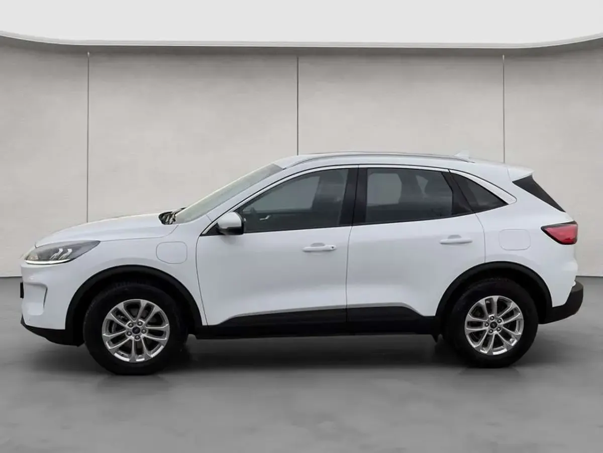Usata Ford Kuga Titanium 224 CV (164 kW) 2022 Bianco SUV