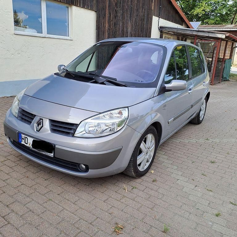 Grau Gebraucht 2004 Renault Scénic II Dynamique Van / Kleinbus | 1.700 € (Superpreis) - Bild 1/4