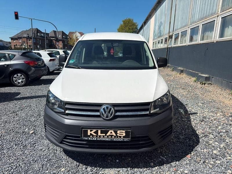 Second-hand VW Caddy 102 CP (75 kW) 2017 Alb Monovolum