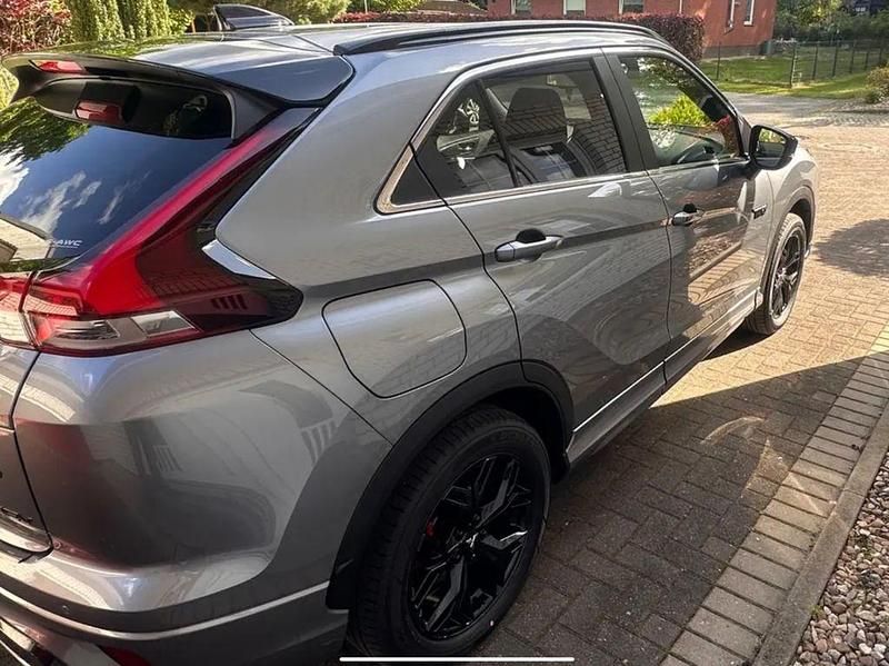 Gebraucht Mitsubishi Eclipse Cross Select 188 PS (138 kW) 2022 Grau SUV