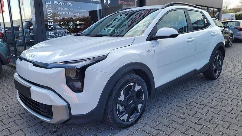 Neu Kia Stonic 101 PS (74 kW) 2025 Schneeweiß SUV