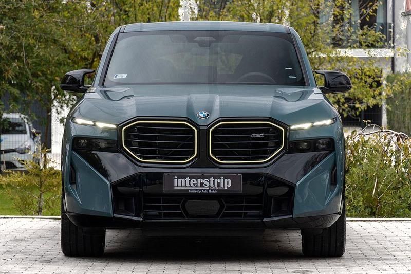 Gebraucht BMW XM Performance 476 PS (350 kW) 2025 Cape york gruen metallic SUV