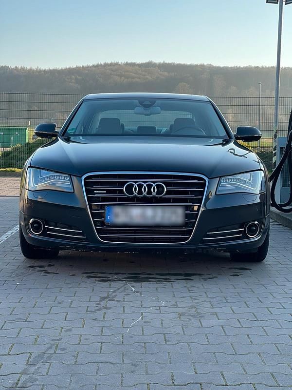 Andere farben Gebraucht 2010 Audi A8 Limousine | 22.000 € (Teuer) - Bild 1/4