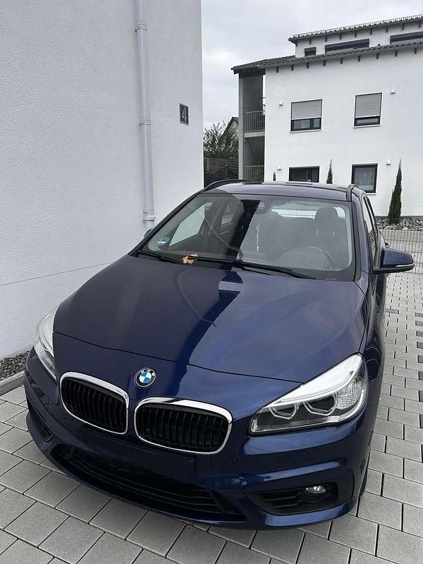 Gebraucht BMW 218 136 PS (100 kW) 2016 Blau Kombi