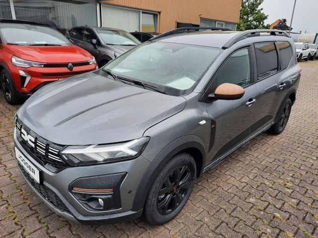 Grau Gebraucht 2024 Dacia Jogger Extreme Van / Kleinbus | 19.490 € (Fairer Preis) - Bild 1/4