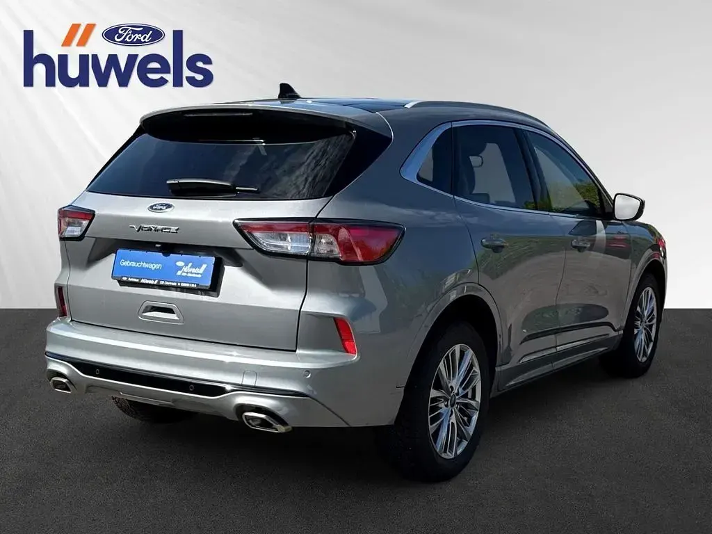 Gebraucht Ford Kuga Vignale 151 PS (111 kW) 2022 Silber SUV