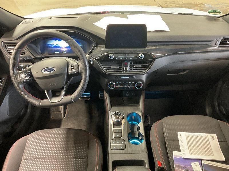 Gebraucht Ford Kuga ST-Line 152 PS (111 kW) 2022 Weiß SUV