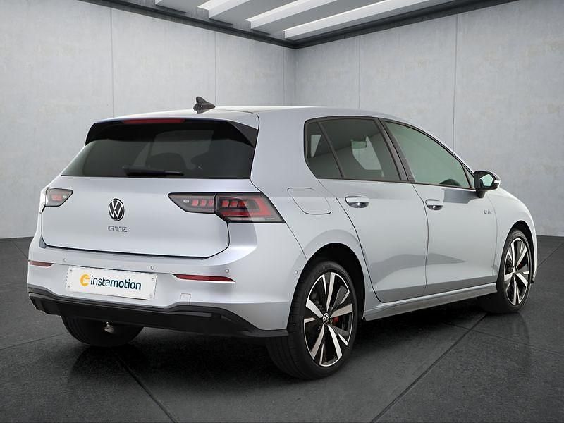 Gebraucht VW Golf VIII GTE 177 PS (130 kW) 2025 Silber Kleinwagen
