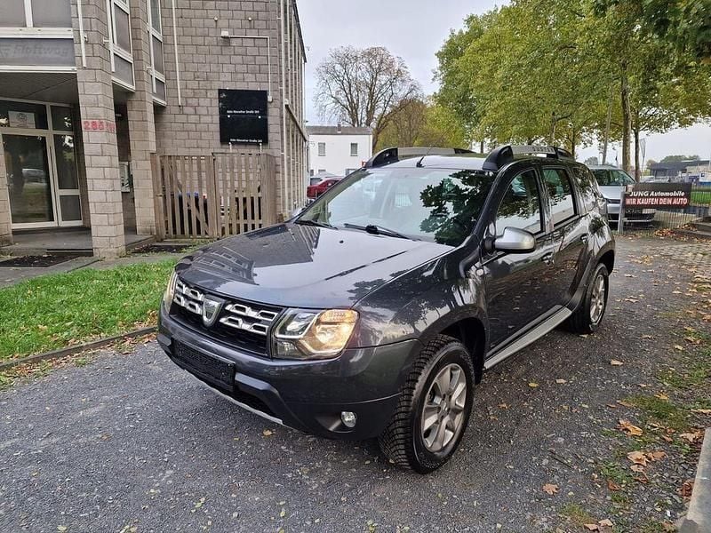 Blau Gebraucht 2015 Dacia Duster SUV | 5.999 € (Superpreis) - Bild 1/4