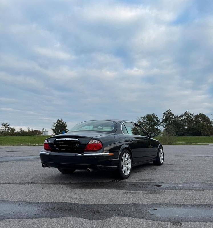 Używany Jaguar S-Type S 200 KM (147 kW) 2002 Czarny Sedan/Limuzyna
