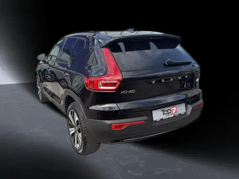 Gebraucht Volvo XC40 Plus 300 kW (408 PS) 2023 Onyx black (metallic) SUV